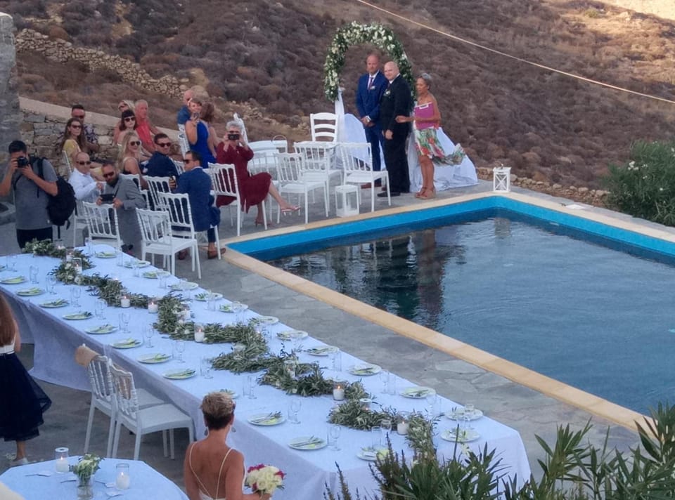 People, Area and facilities, Swimming pool