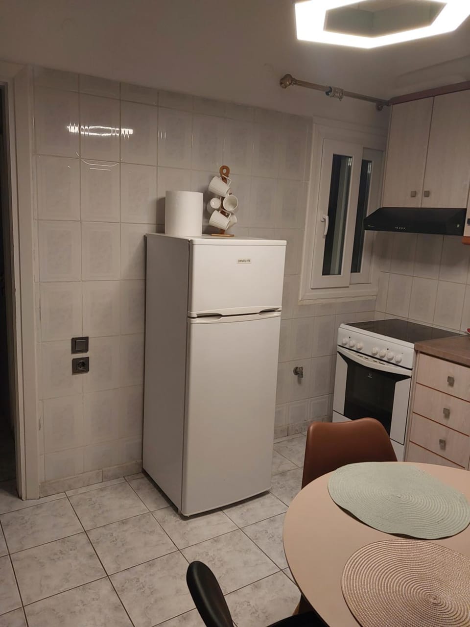 Kitchen or kitchenette, oven, stove