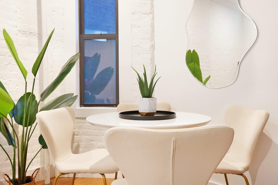 1290-7 New Renovated 2 Bedrooms in UES Apartment in Roosevelt Island