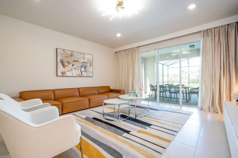 Spacious 7BR Near Disney World House in Four Corners