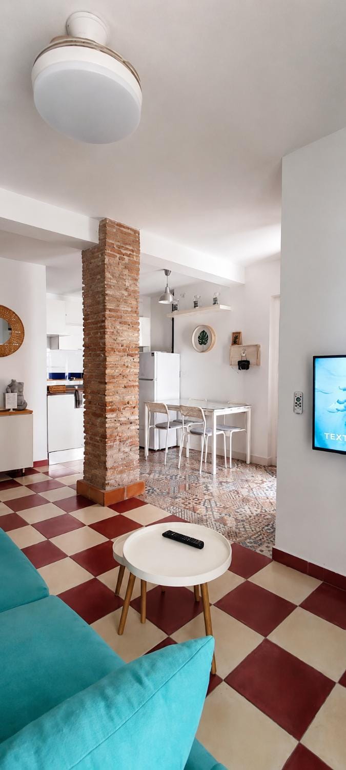 TV and multimedia, Dining area