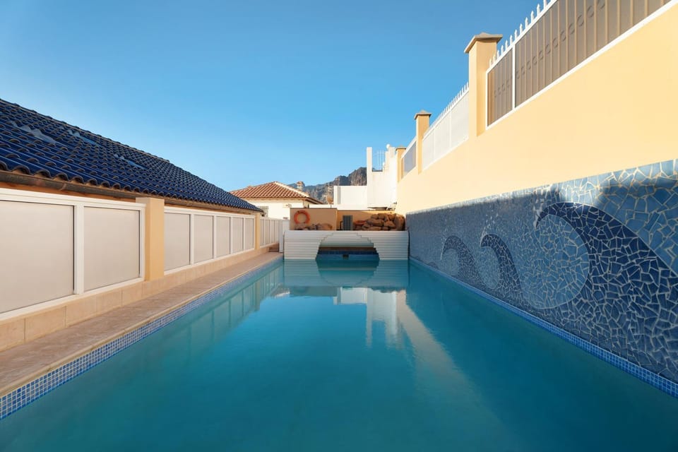 Property building, Swimming pool