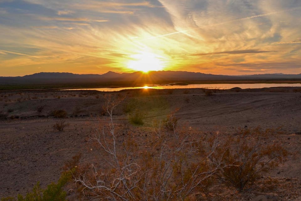 5 Mi to River: Topock Boating & Off-Roading Oasis! House in Southern California