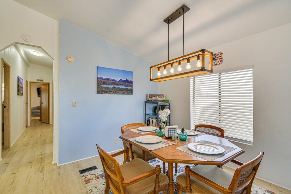 5 Mi to River: Topock Boating & Off-Roading Oasis! House in Southern California