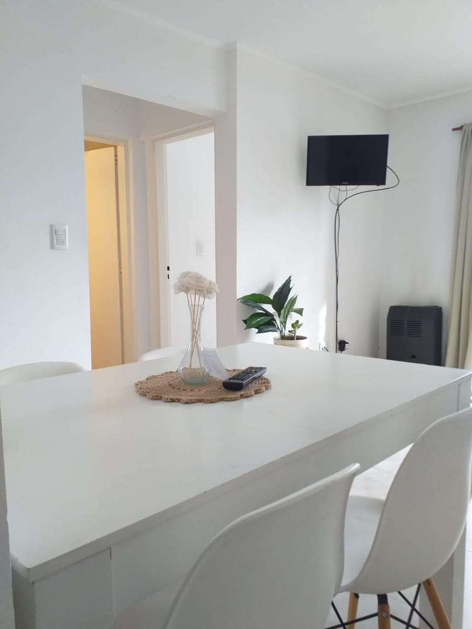 TV and multimedia, Dining area