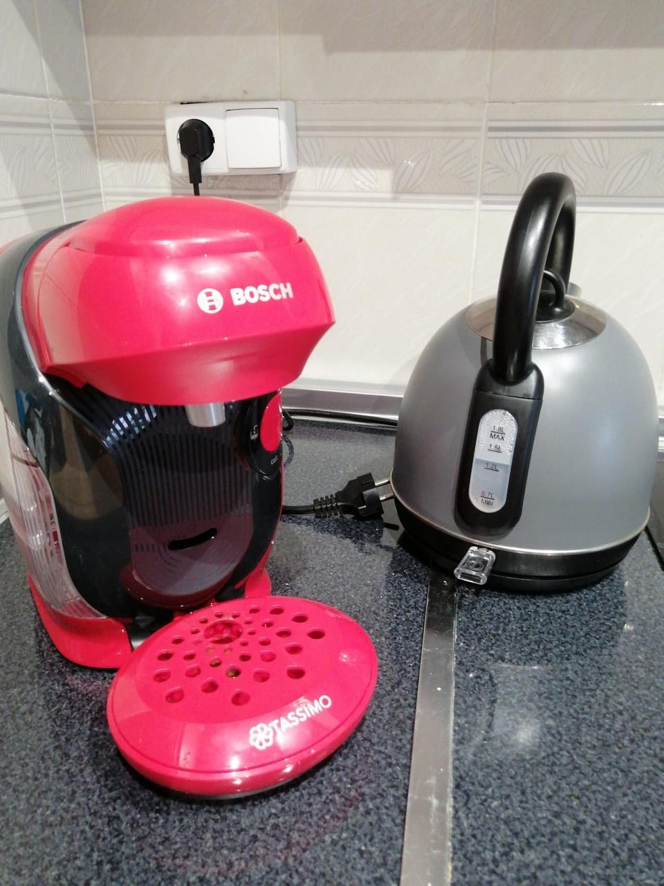 Coffee/tea facilities