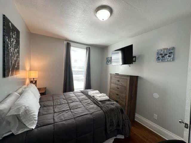 Home Plate Apt 1 All Star Baseball Rentals Apartment in Oneonta