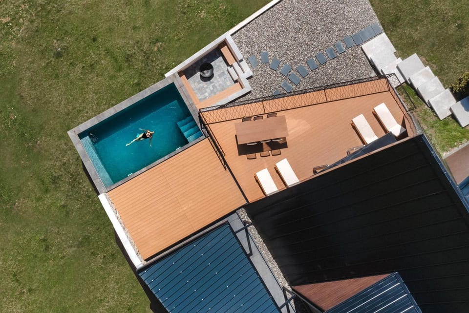 Property building, Swimming pool