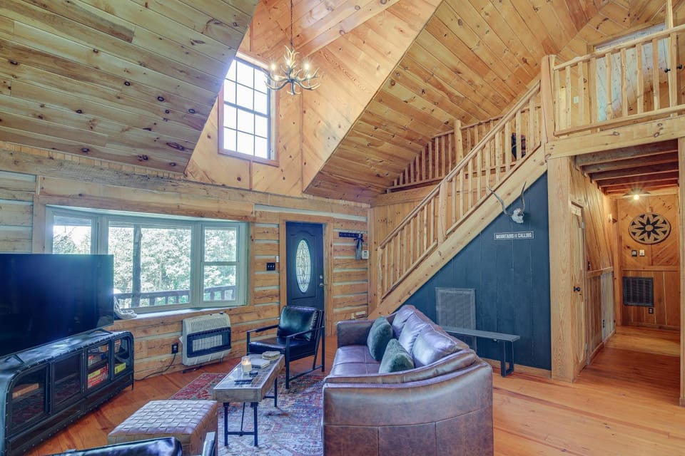 Peaceful Whitley City Cabin on 10 Wooded Acres! Cabin in Lake Cumberland