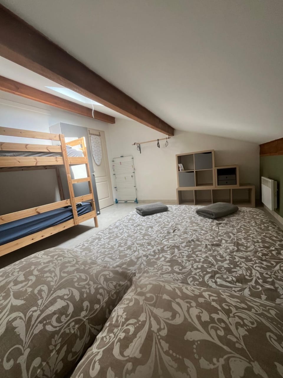 Bed, Bedroom, bunk bed