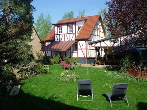 Property building, Garden, Garden