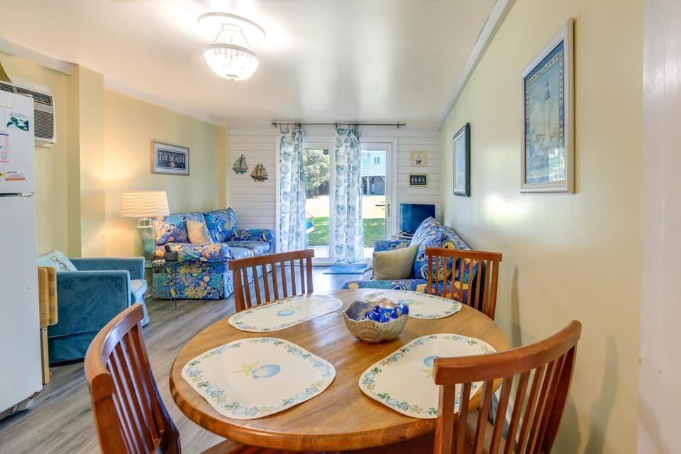 Emerald Isle Vacation Rental, Walk to Beach! House in Emerald Isle