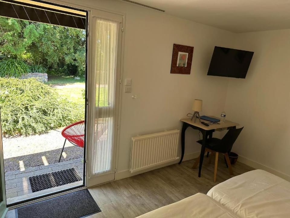 Logis Hôtel La Demeure du Perron Hotel in Normandy