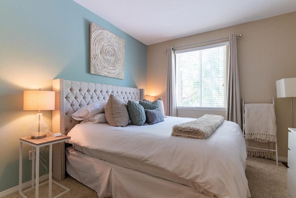 Modern King Suite Deluxe Living Cali Apartment in Valencia