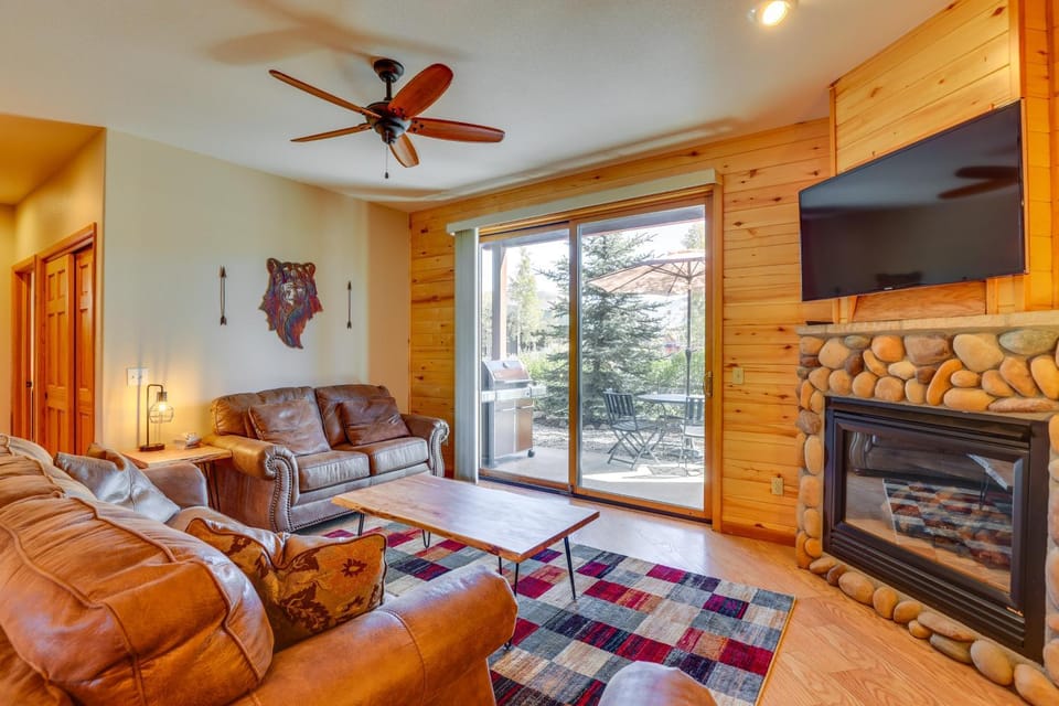 Walk to Main Street: Grand Lake Condo w/ Patio House in Grand Lake