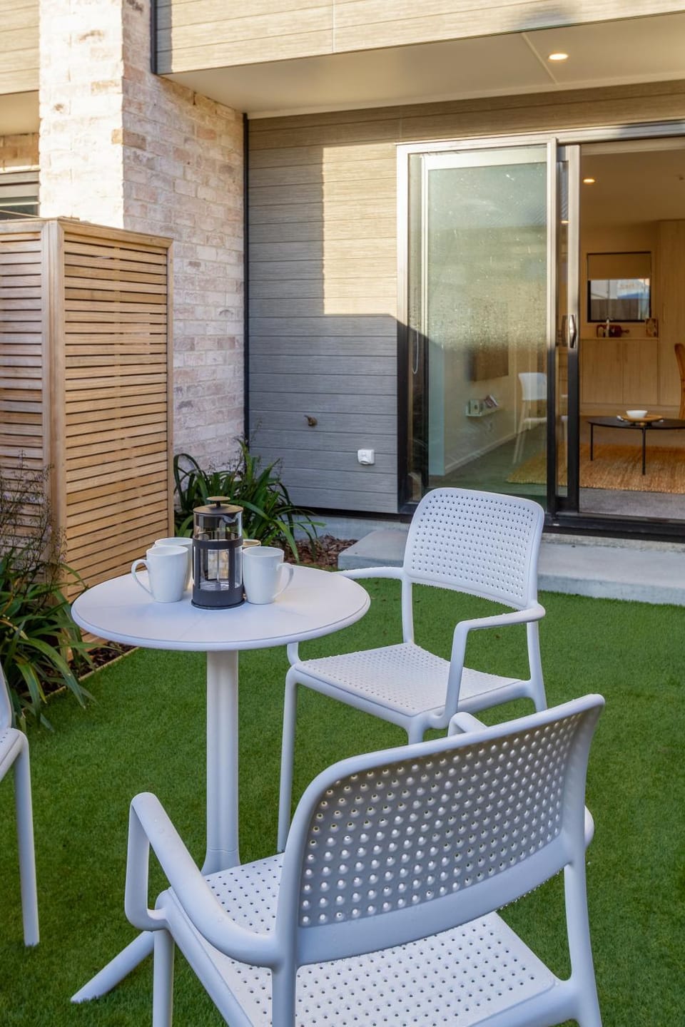 Patio, Day, Coffee/tea facilities, View (from property/room), Balcony/Terrace, Living room, Seating area