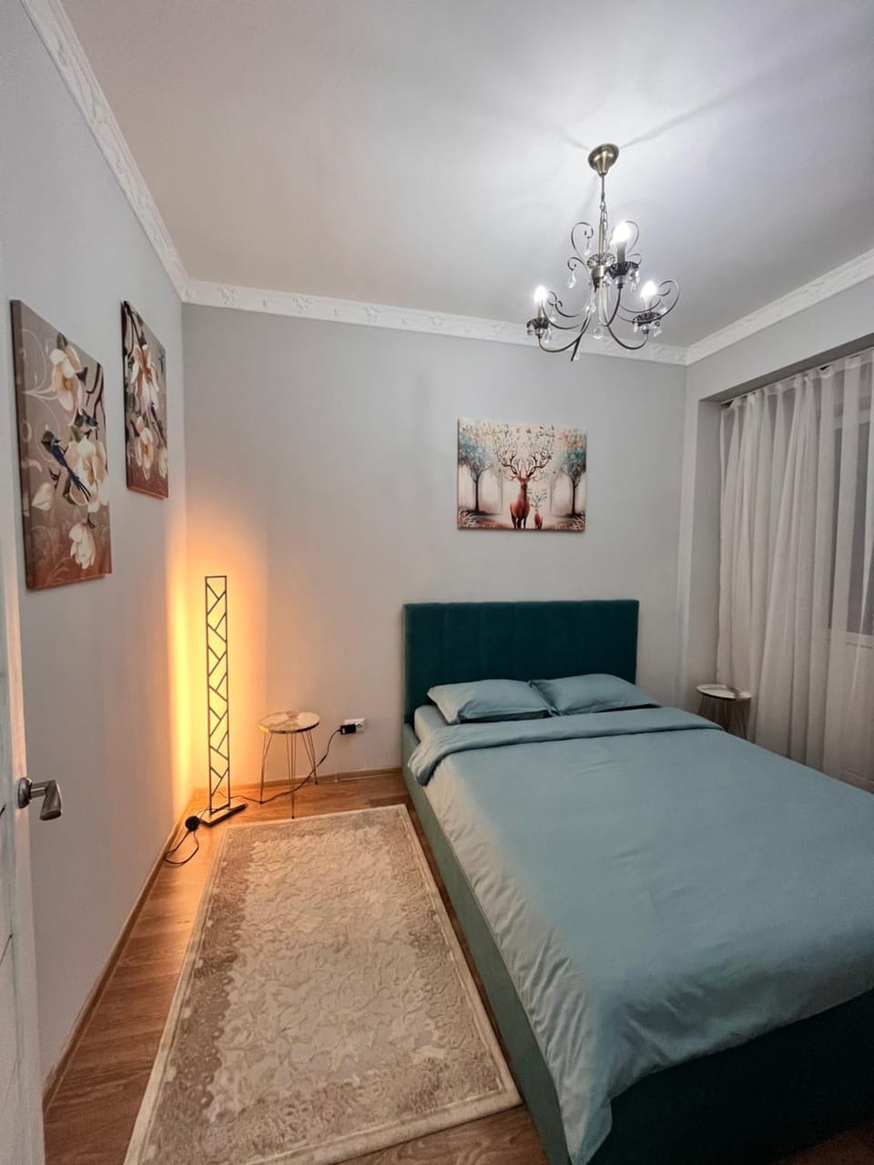 2-х комнатная в Золотом квадрате Apartment in Almaty