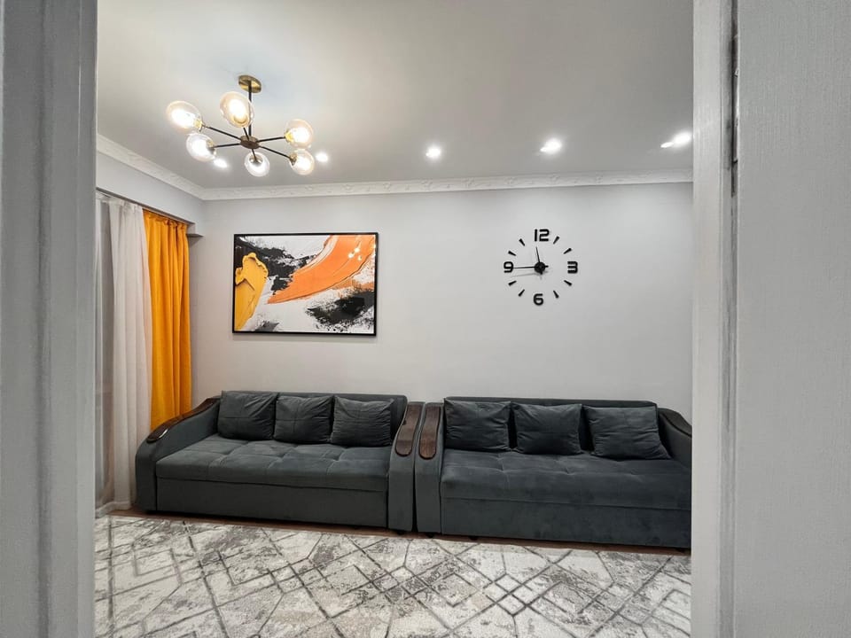 2-х комнатная в Золотом квадрате Apartment in Almaty
