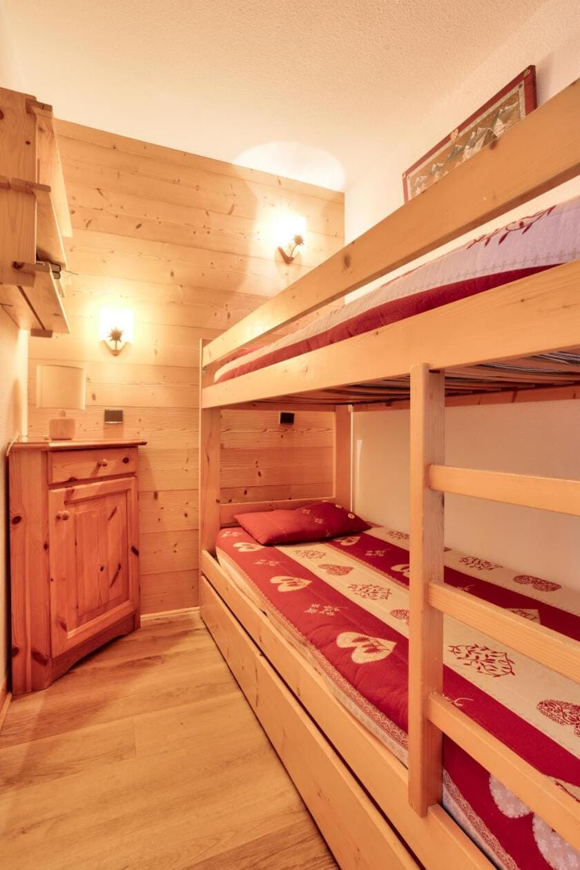 Bed, Bathroom, furniture, kitchen