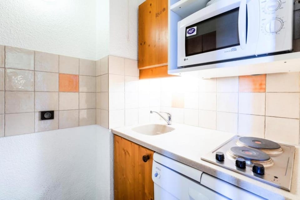 Bathroom, kitchen