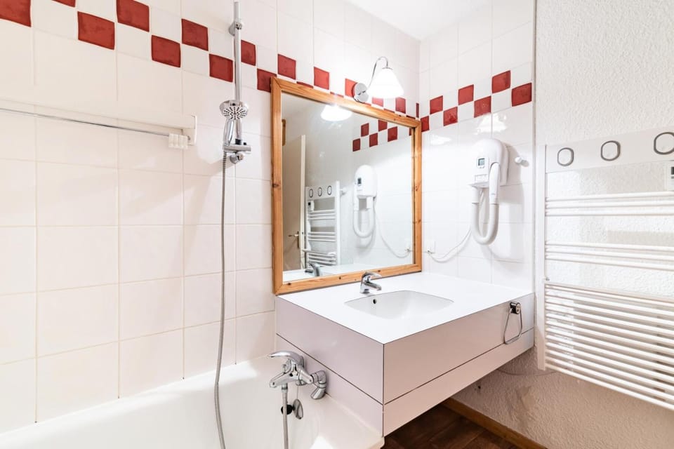 Shower, Toilet, Bathroom, bidet
