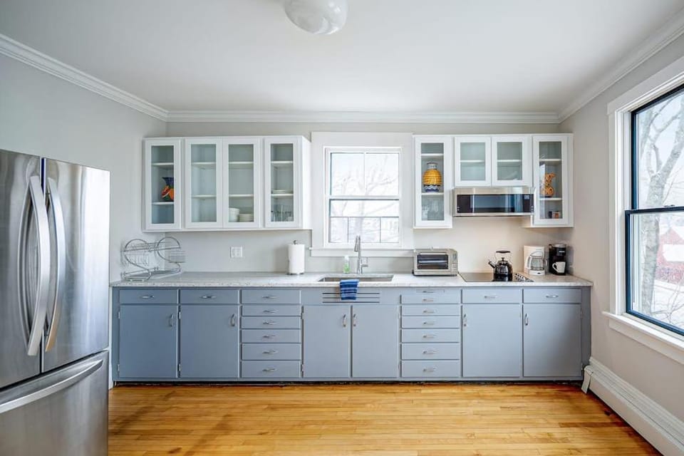Kitchen or kitchenette, kitchen