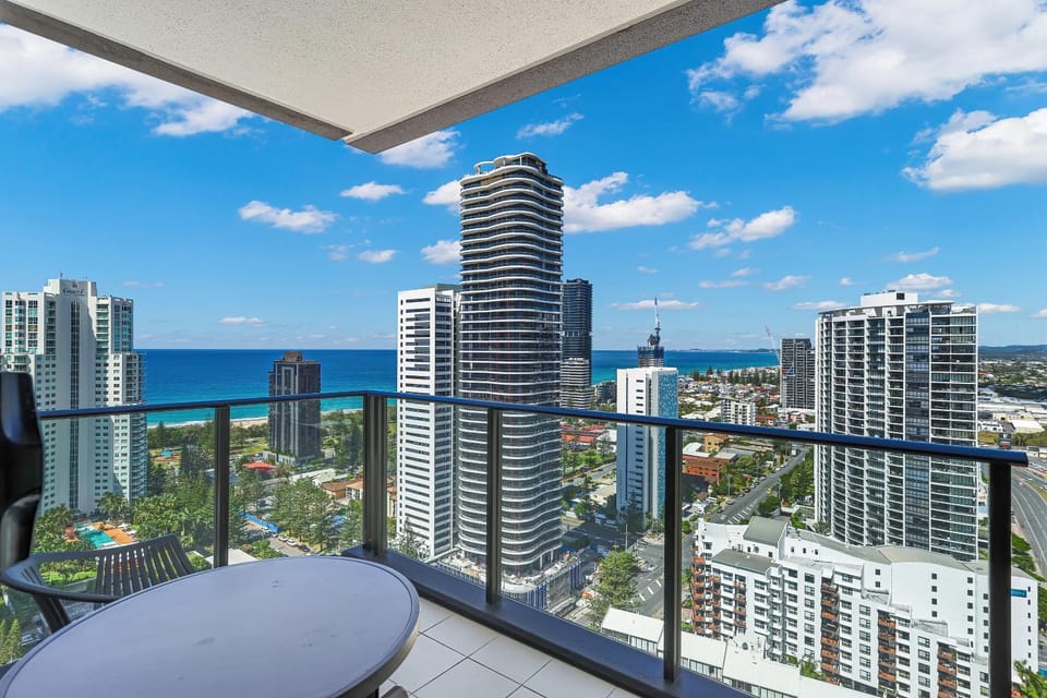 View (from property/room), City view, Sea view