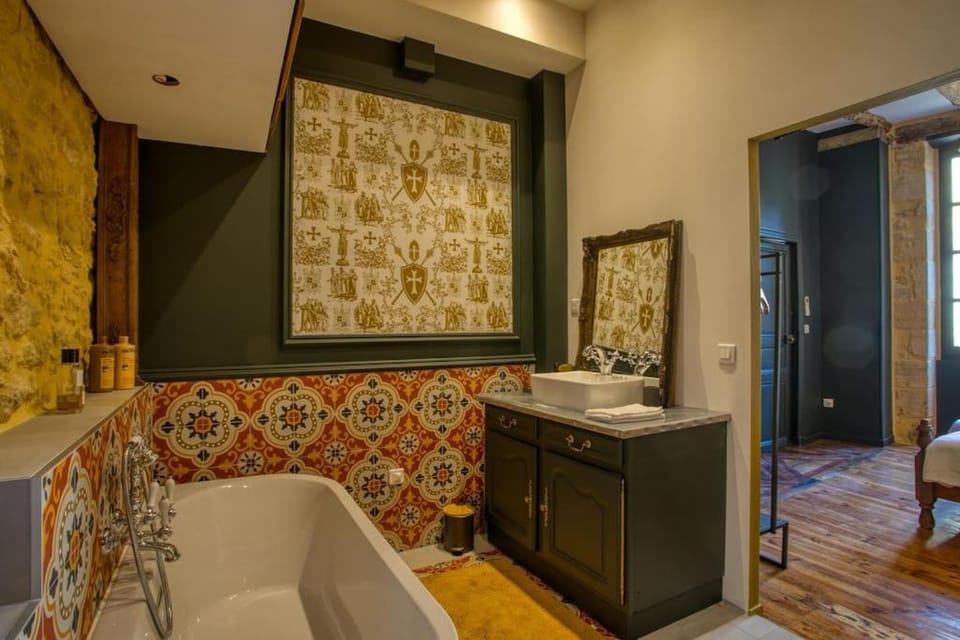 Bathroom, Bath