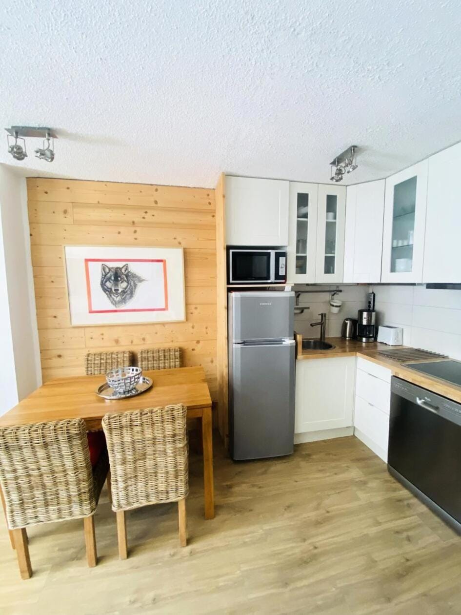 furniture, oven, kitchen