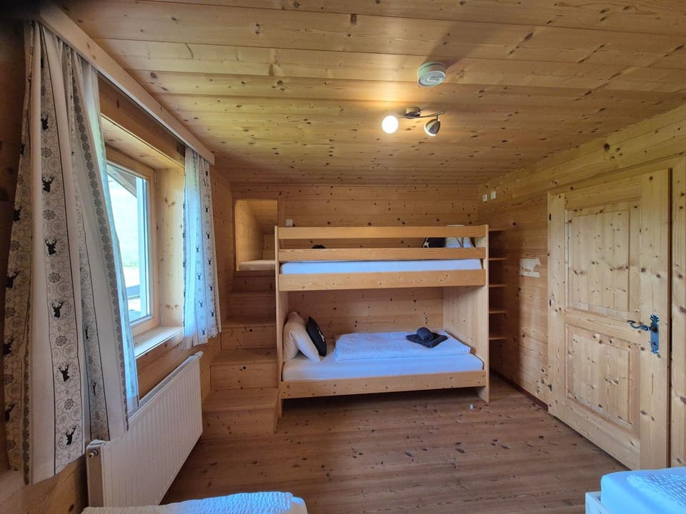 Bed, Photo of the whole room, Bedroom, bunk bed