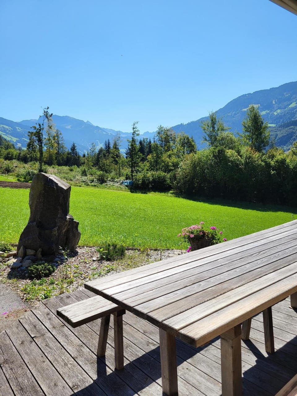 Spring, Natural landscape, Balcony/Terrace, Mountain view