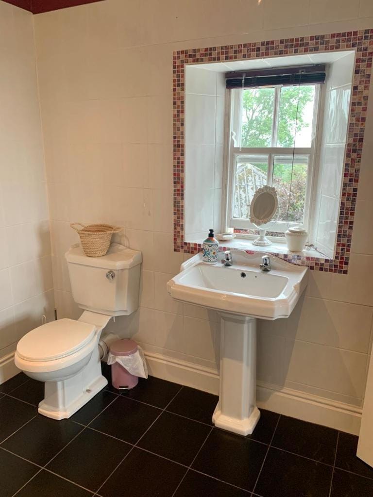 Low Gingerfield Farm B&B Bed and Breakfast in England