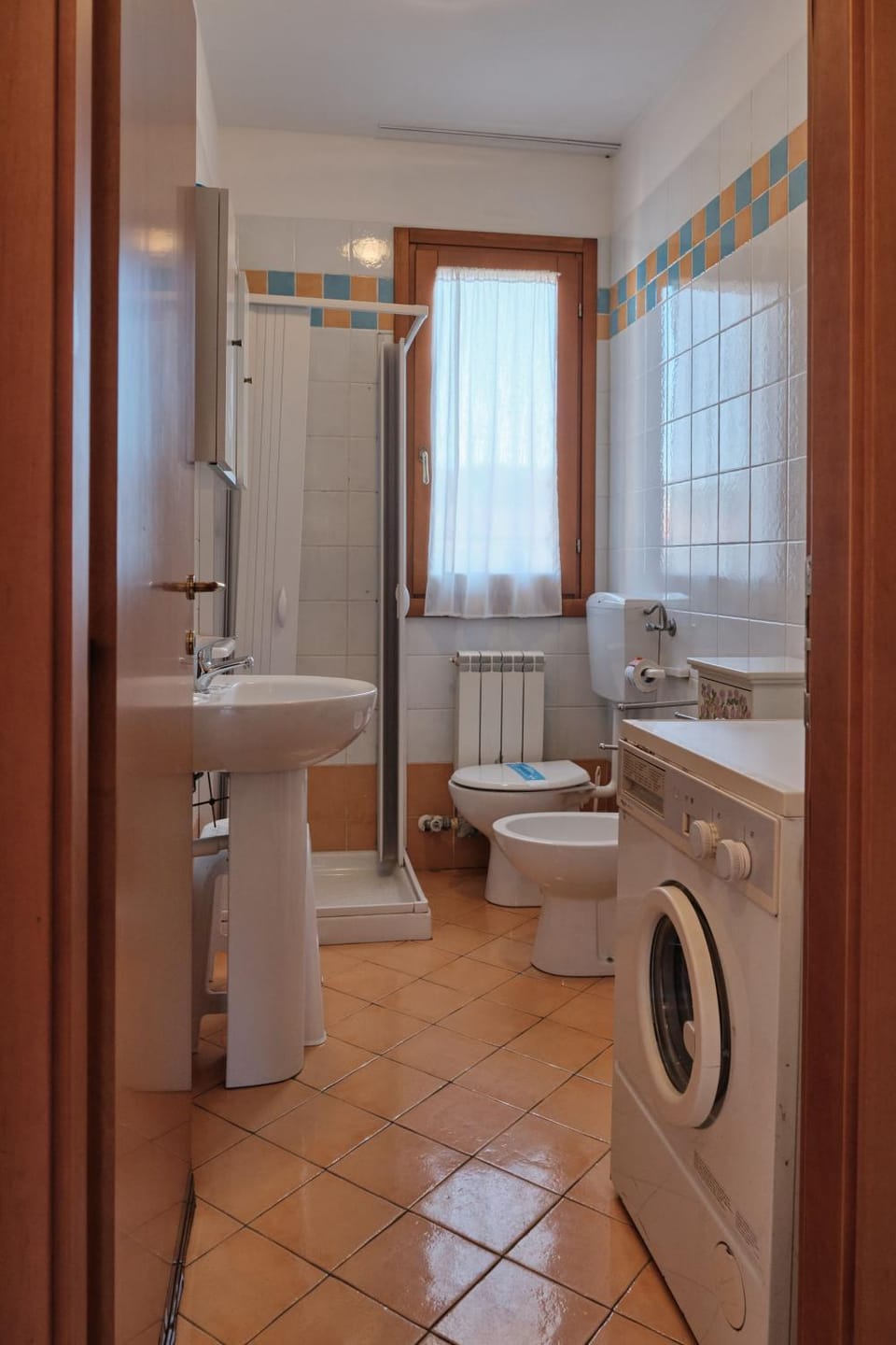 laundry, washing machine