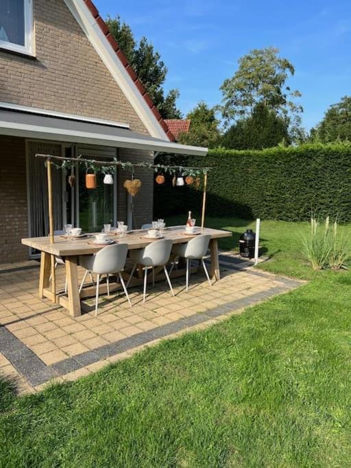 Villa June Rosy House in Nijmegen