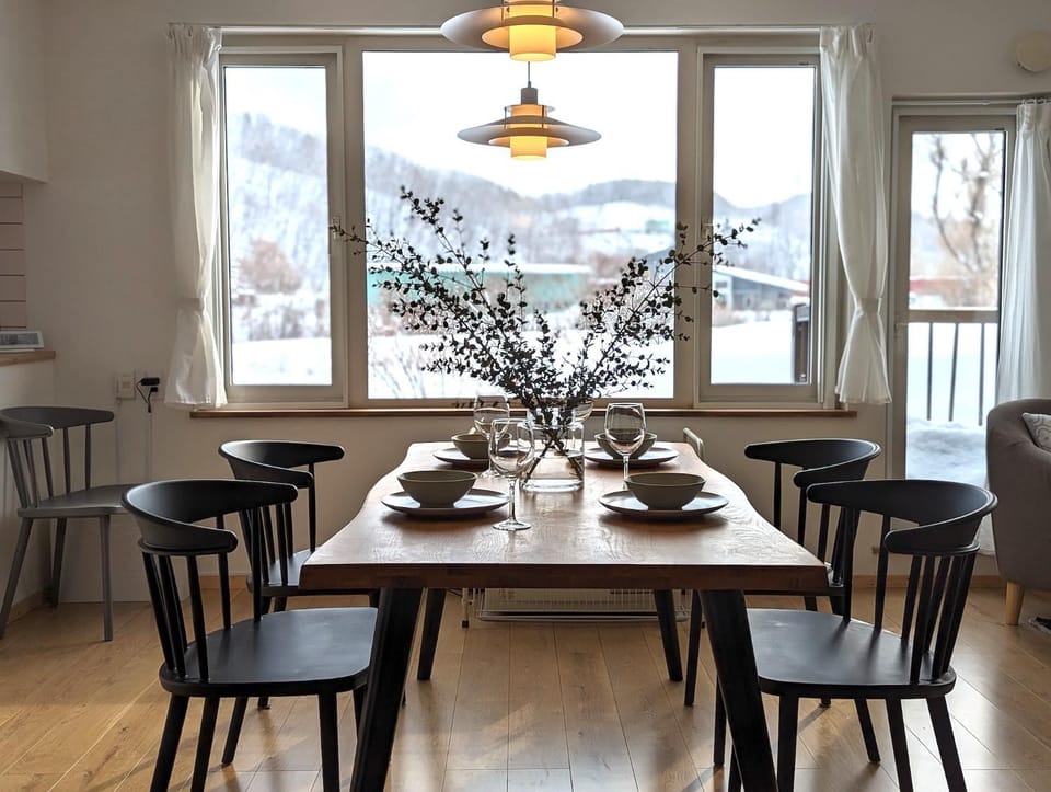 Natural landscape, Dining area