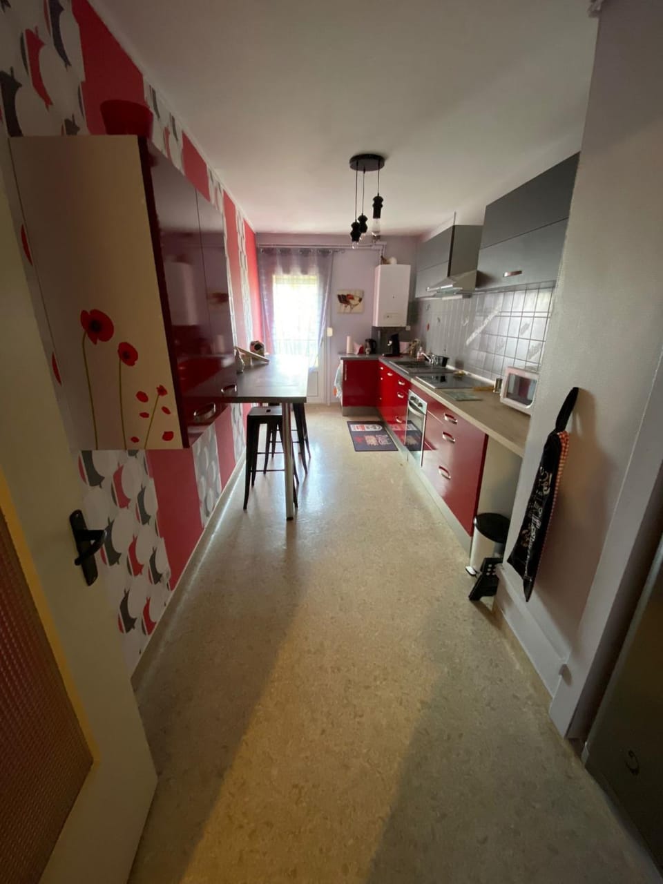 Kitchen or kitchenette, Dining area, minibar, pet friendly, stove
