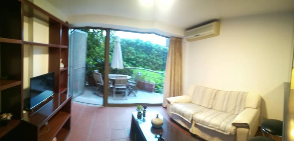 Duplex In Siwar,2 minutes from hotel Le Royal,1 Bedroom, pool,generator included Apartment in Africa