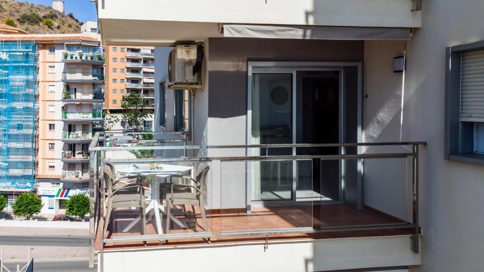 Property building, Balcony/Terrace