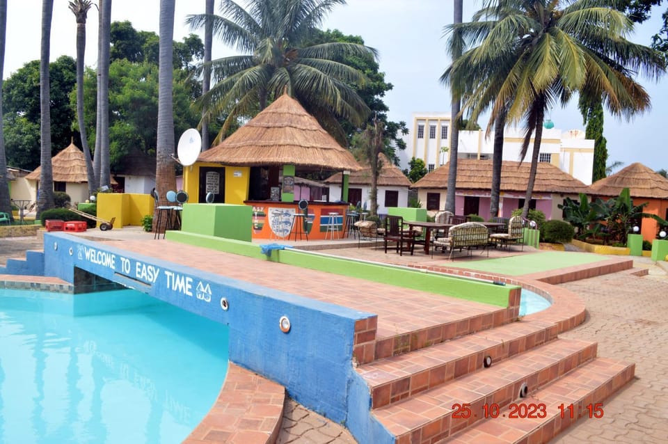 Lounge or bar, Swimming pool