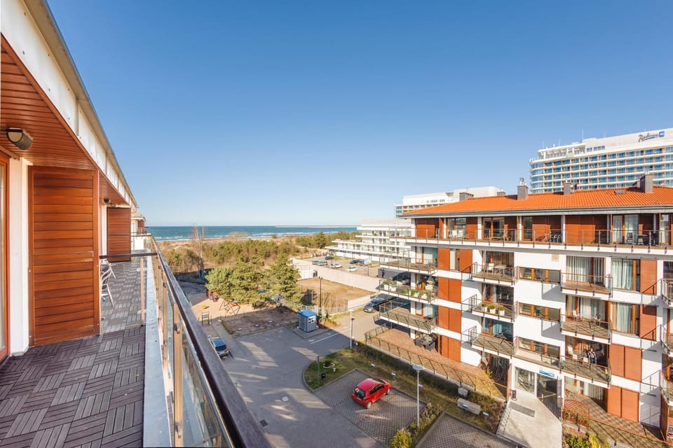 Property building, Balcony/Terrace
