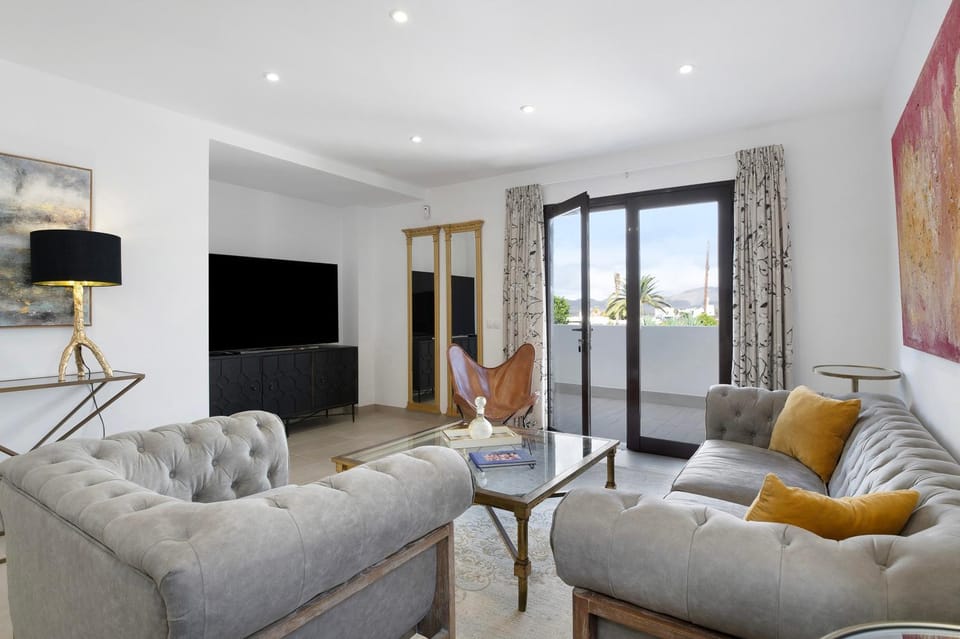 Property building, Living room