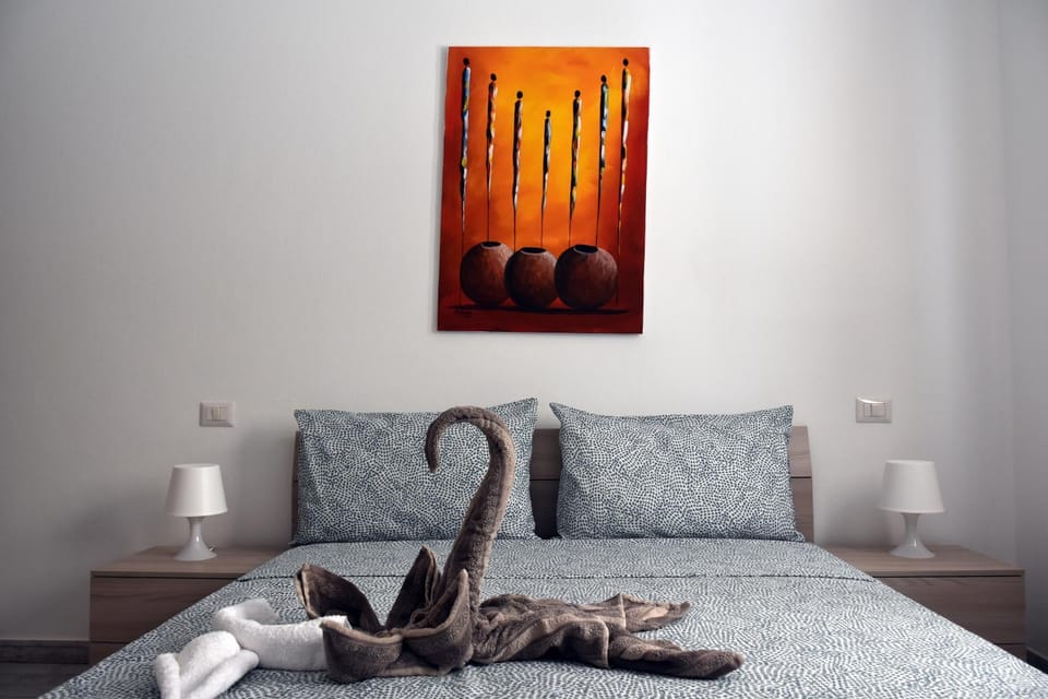 Bed, Decorative detail