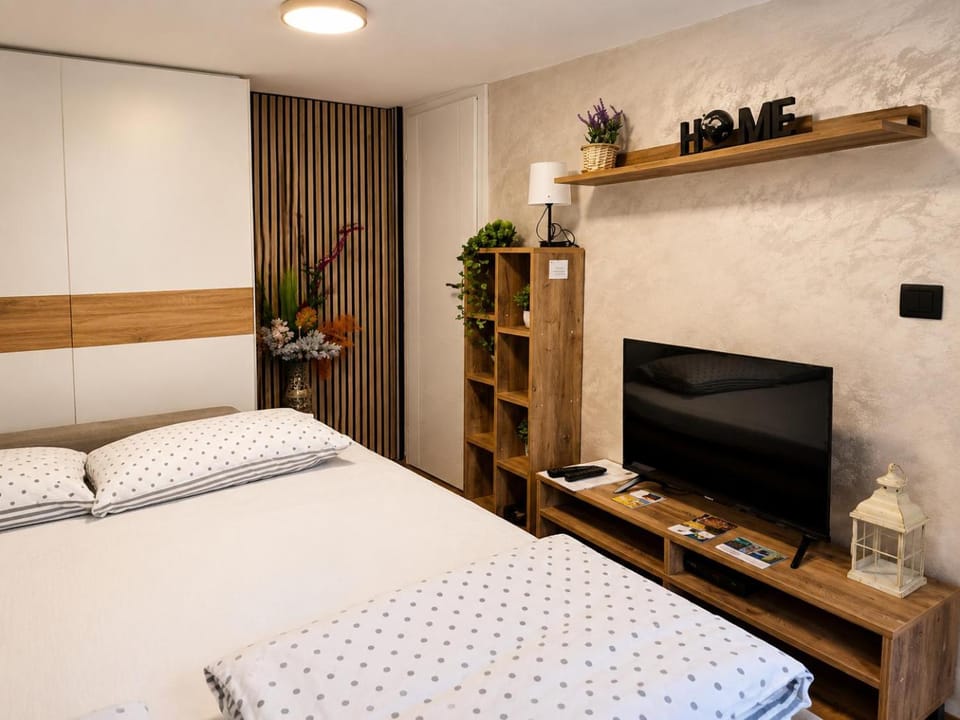 Romantic Mirka Apartment in Sremski Karlovci Apartment in Novi Sad