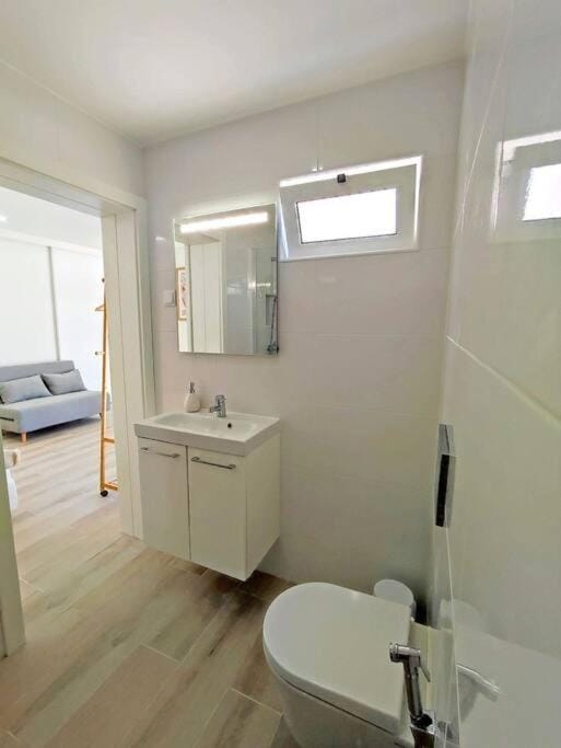 Lovely Terrace Studio Baixa Faro Apartment in Faro