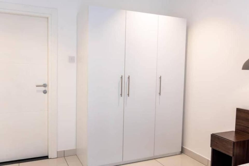 Blue Sky 2 Bed At Cantonments Apartment in Accra