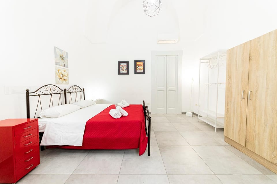 Dieci antico - Casa indipendente a due passi da Porta Rudiae House in Lecce