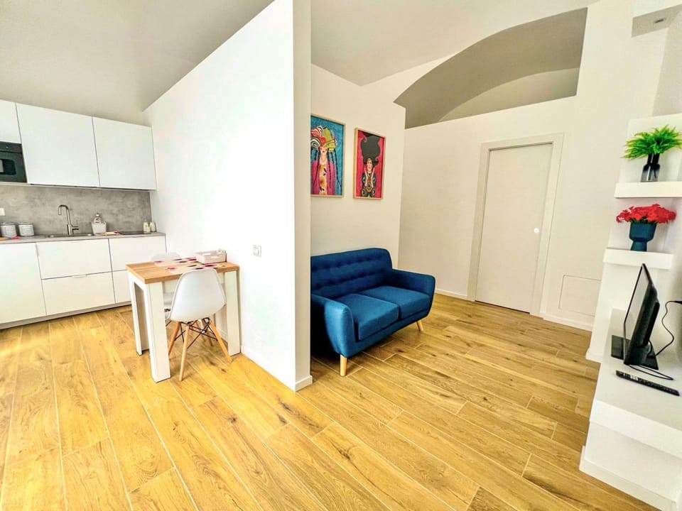 Andrea's 12 Apartment in Bari