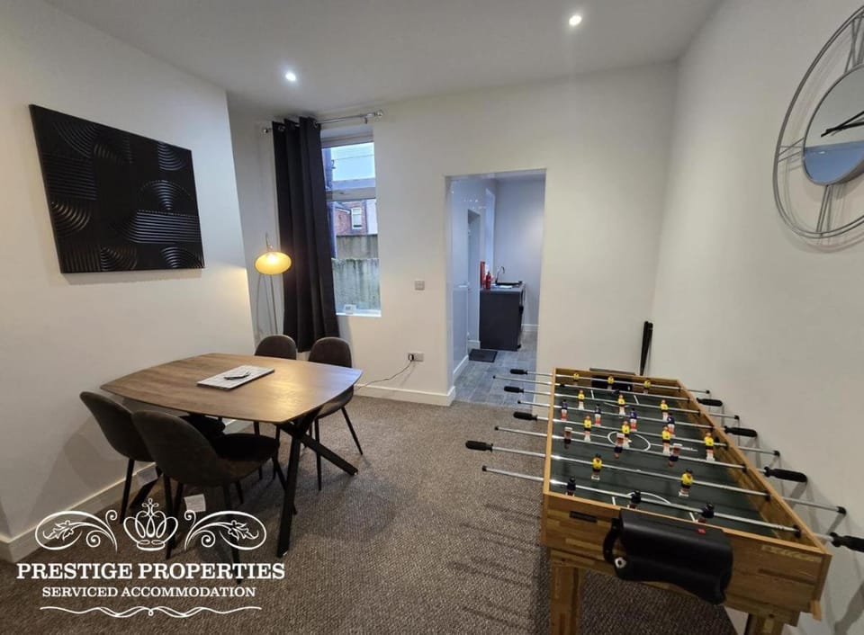 38 Gloucester street by Prestige Properties SA House in Barrow-in-Furness