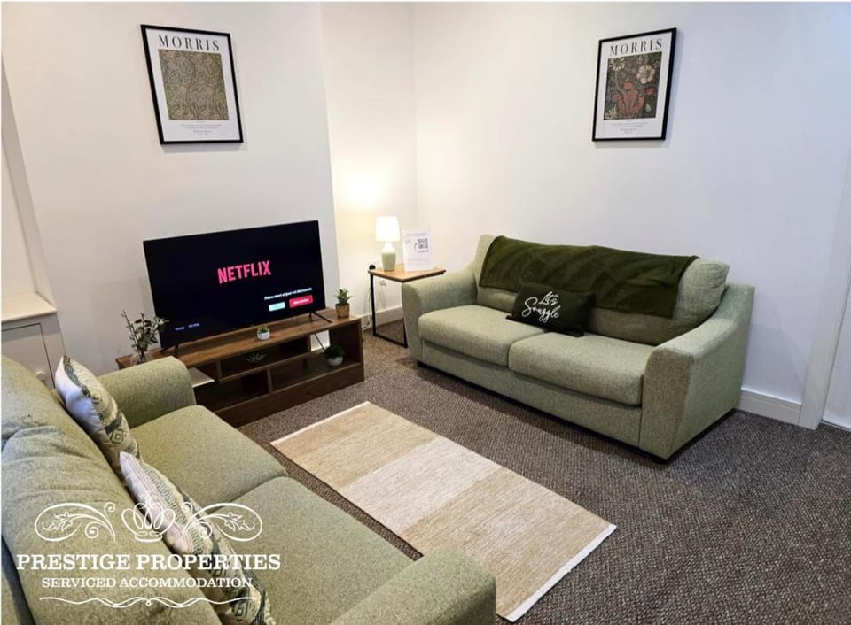 38 Gloucester street by Prestige Properties SA House in Barrow-in-Furness