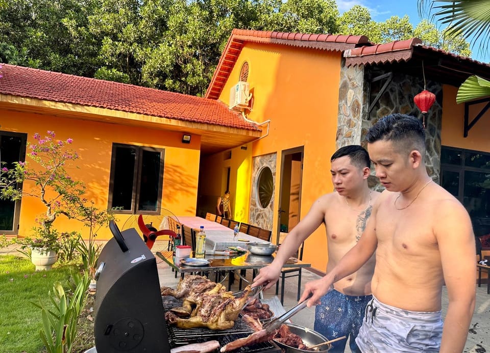 BBQ facilities, Garden, group of guests